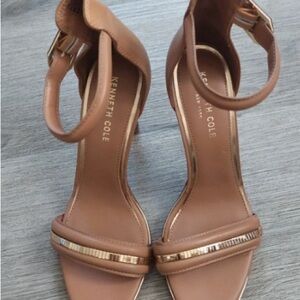 Kenneth Cole Brown Heels with Gold Accents